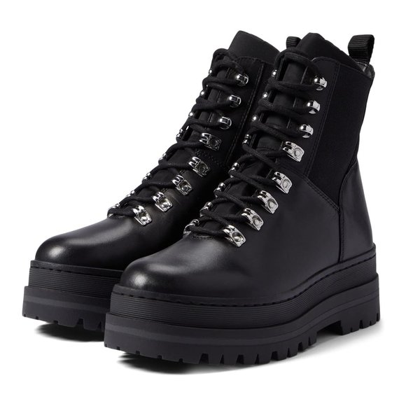 Marc Fisher Shoes - Marc Fisher Women's Plune Lug Sole Bootie in Black.  Sz: 7.5